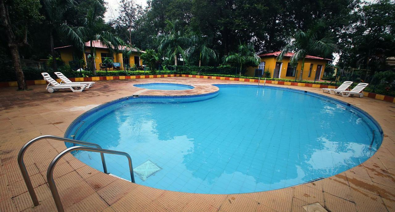 Mpt White Tiger Forest Lodge Tala  Exterior photo